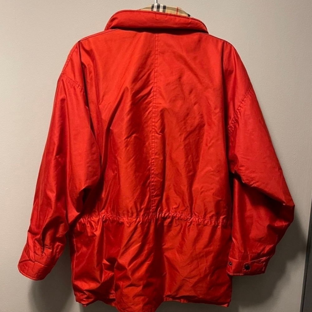 Authentic Burberry Vintage Jacket - Picture 7 of 7